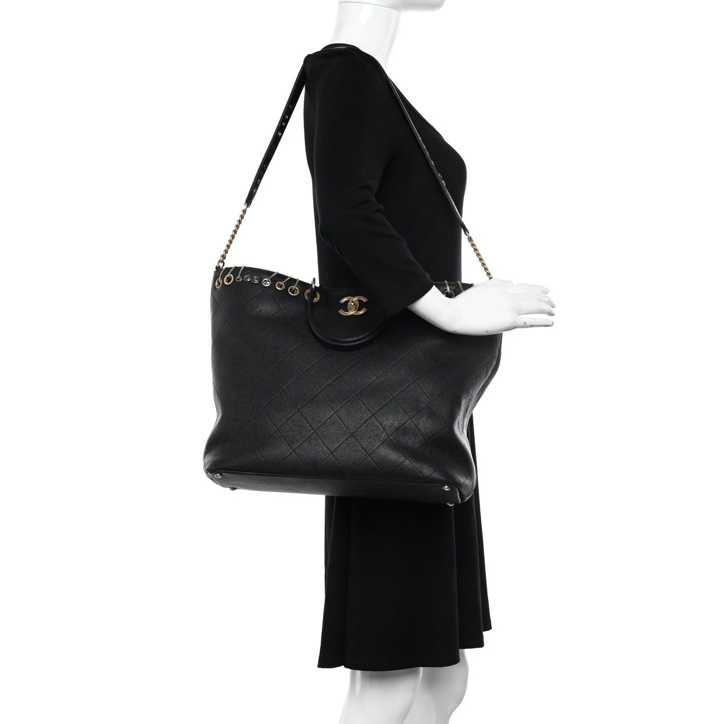 Caviar Quilted Grommet Embellished Piercing Chic Tote Bag Black