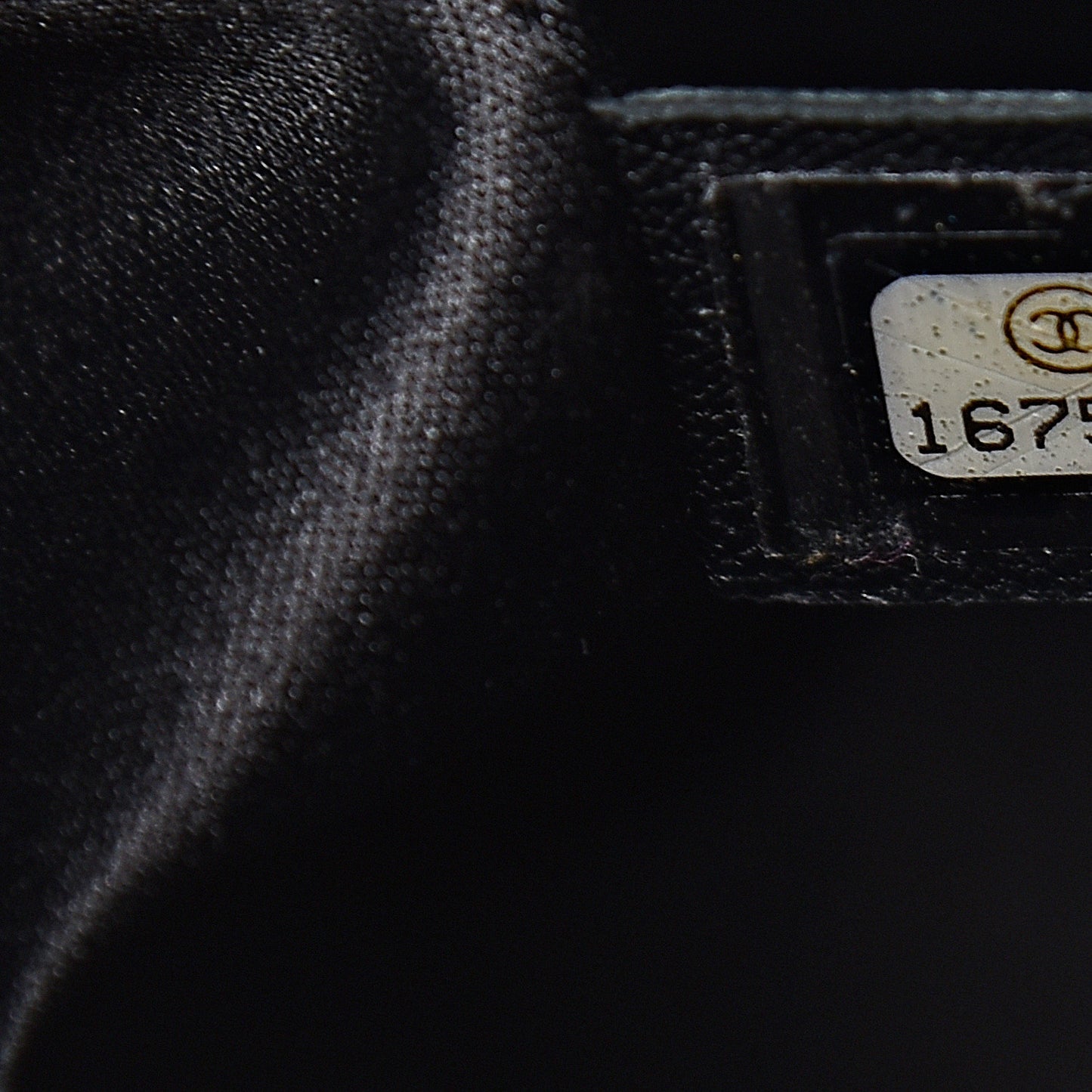 Caviar Quilted XL Grand Shopping Tote GST Black