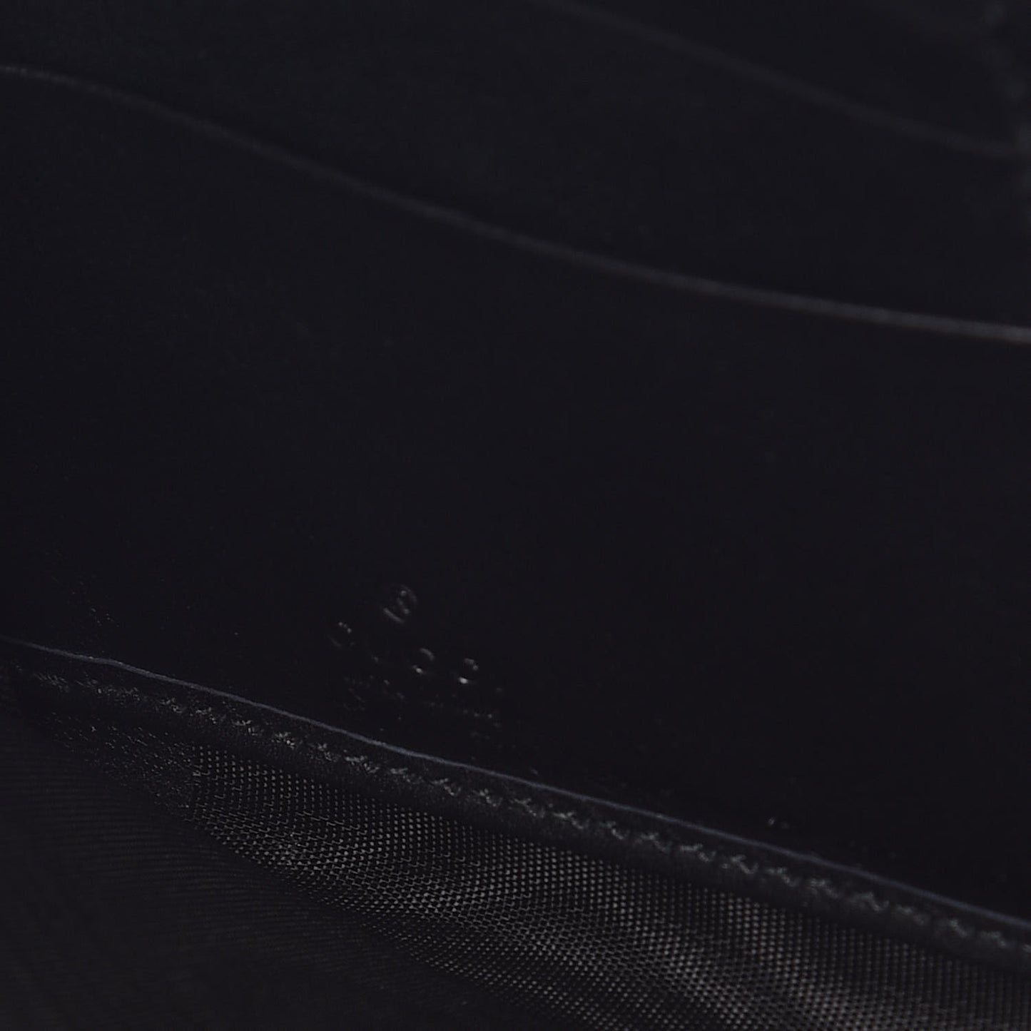 Calfskin Matelasse Pearly GG Marmont Zip Around Wallet Black