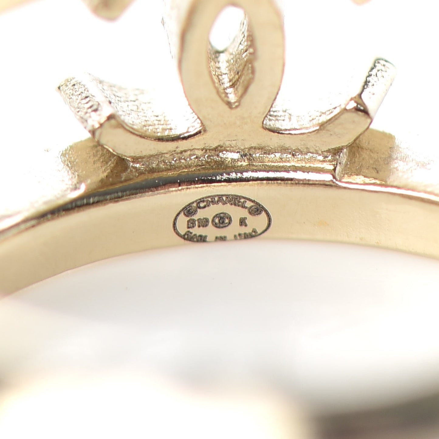 Metal Chain CC Ring 5 Golden
