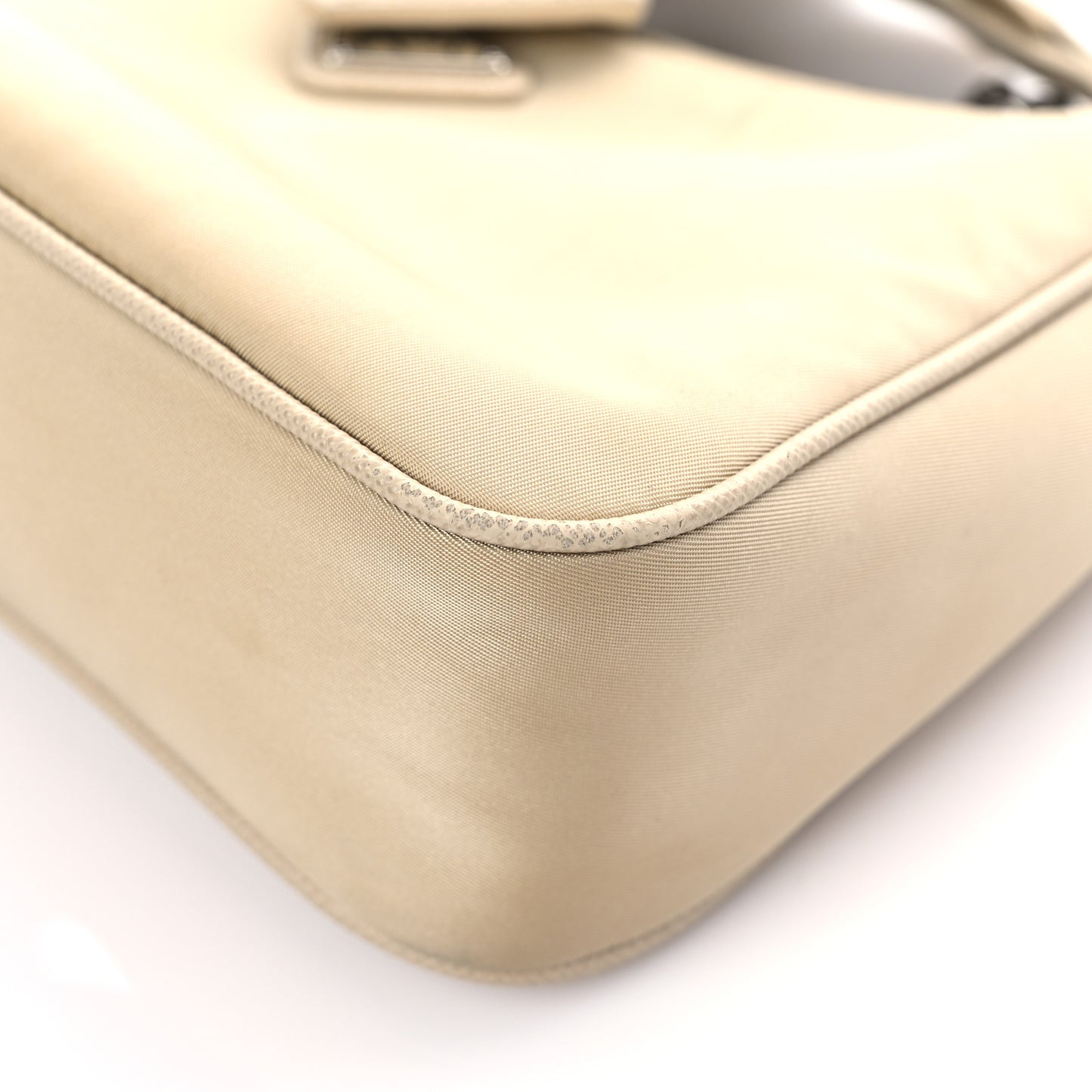 Re-Nylon Saffiano Re-Edition 2005 Shoulder Bag Deserto