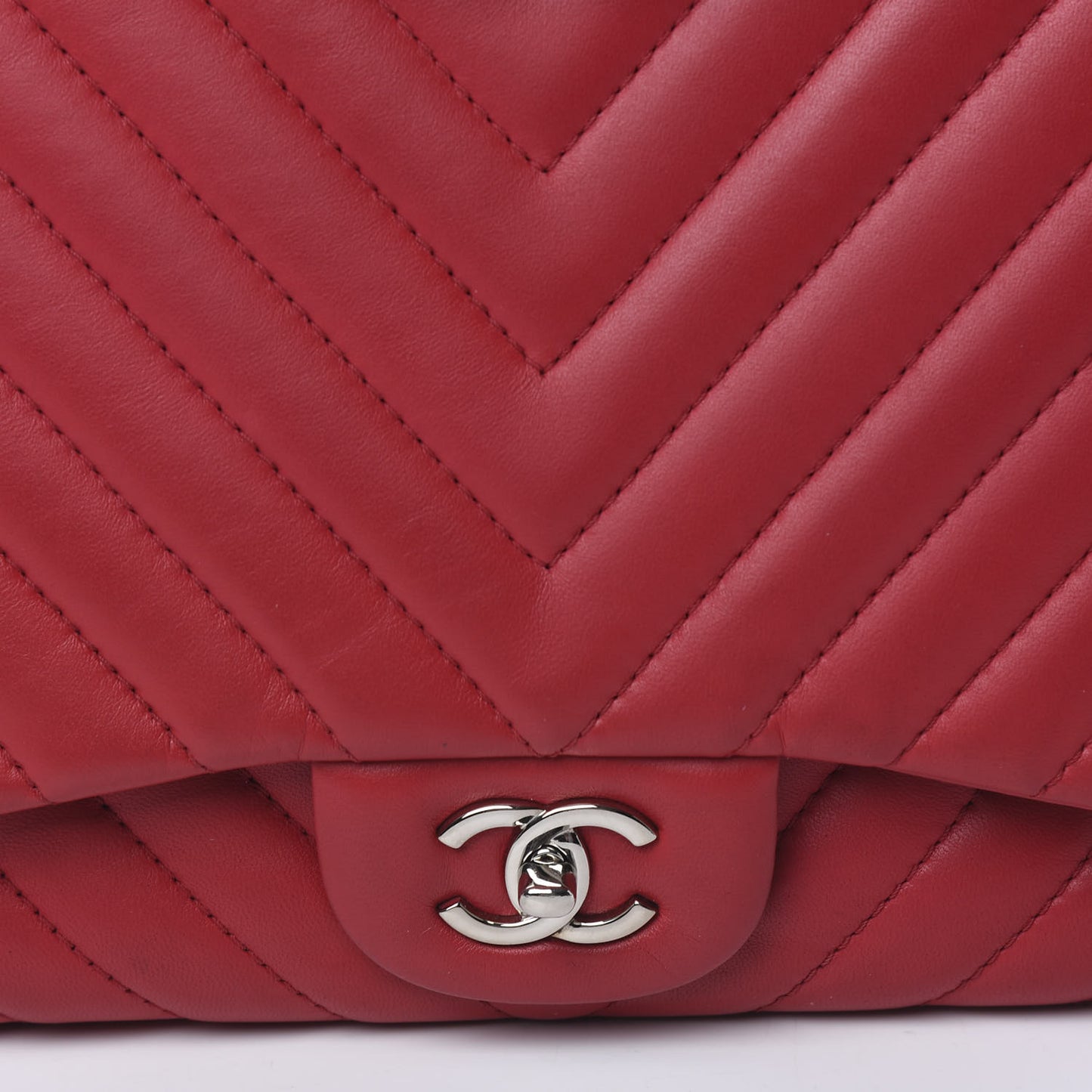Lambskin Chevron Quilted Maxi Single Flap Red