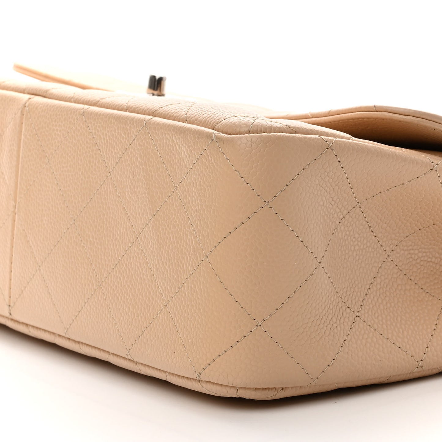 Caviar Quilted Jumbo Double Flap Beige Clair
