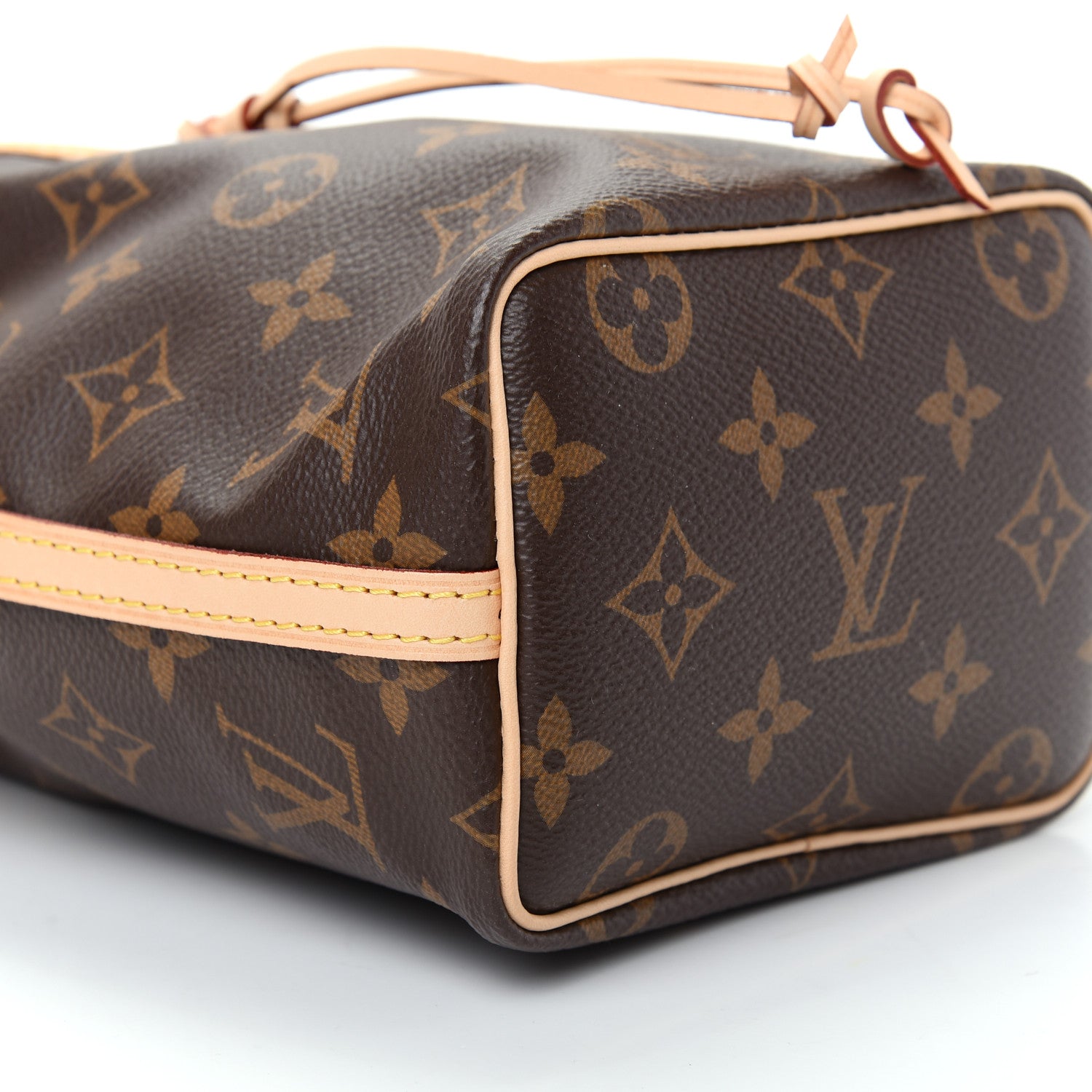 Louis Vuitton Monogram Nano Noe 6 of 9
