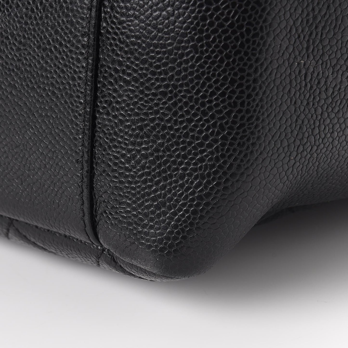 Caviar Quilted Grand Shopping Tote GST Black