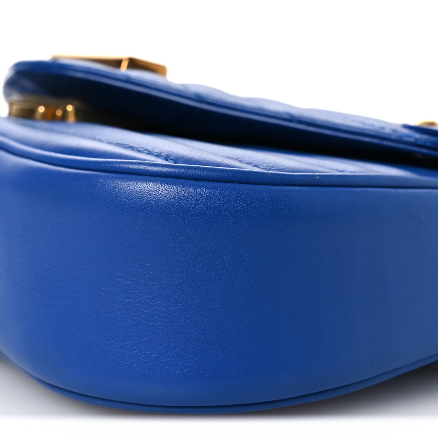 Calfskin New Wave Chain PM Blue Neon