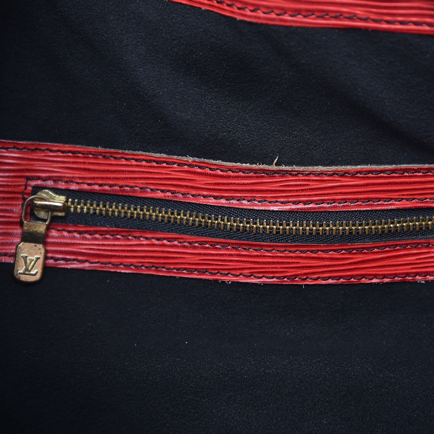 Epi Noe Castillan Red
