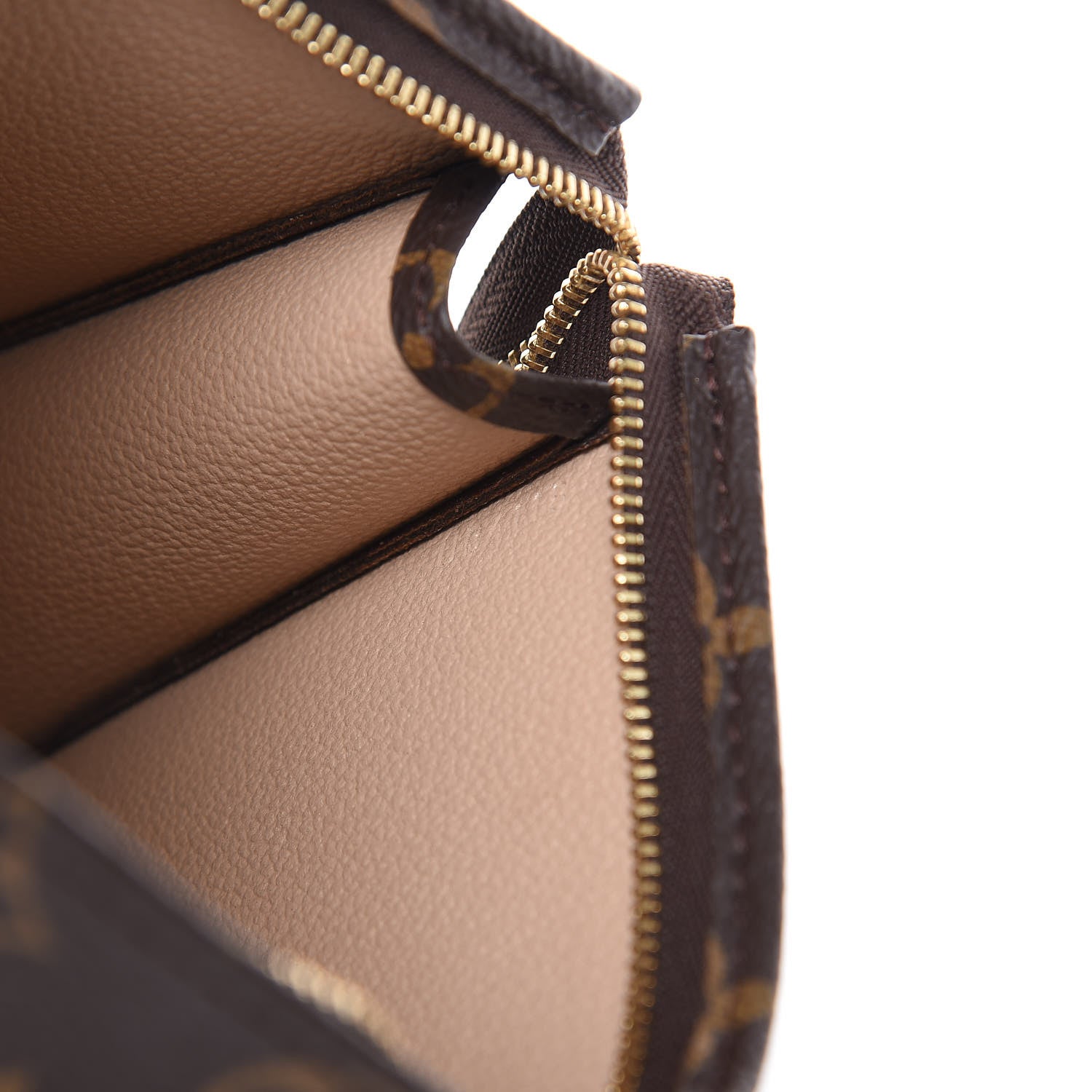 Louis Vuitton Monogram Toiletry Pouch 19 6 of 9