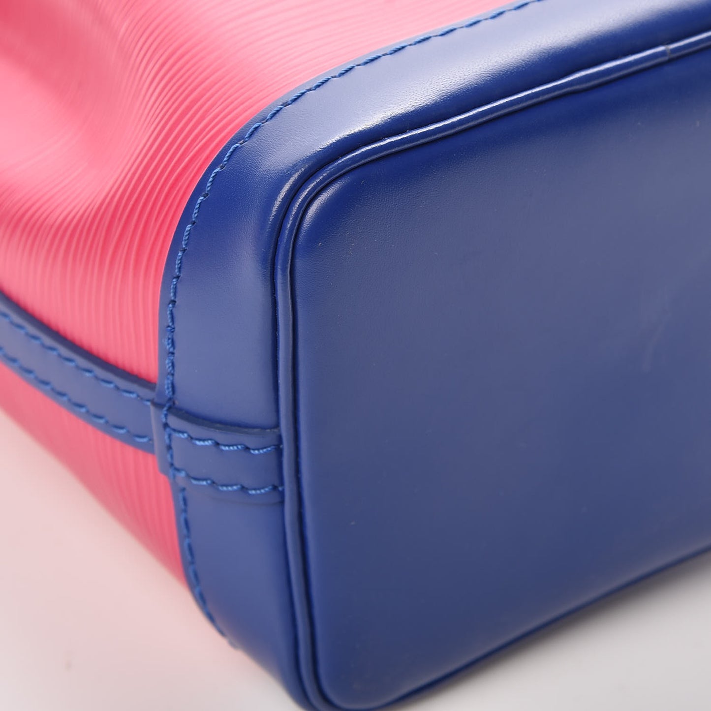 Epi Nano Noe Hot Pink Blue