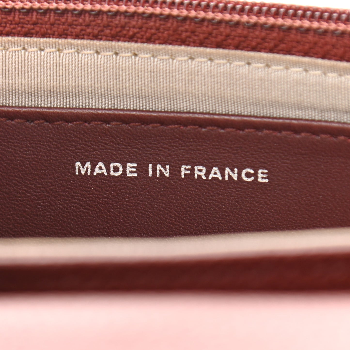 Caviar Half Moon Wallet On Chain WOC Bordeaux