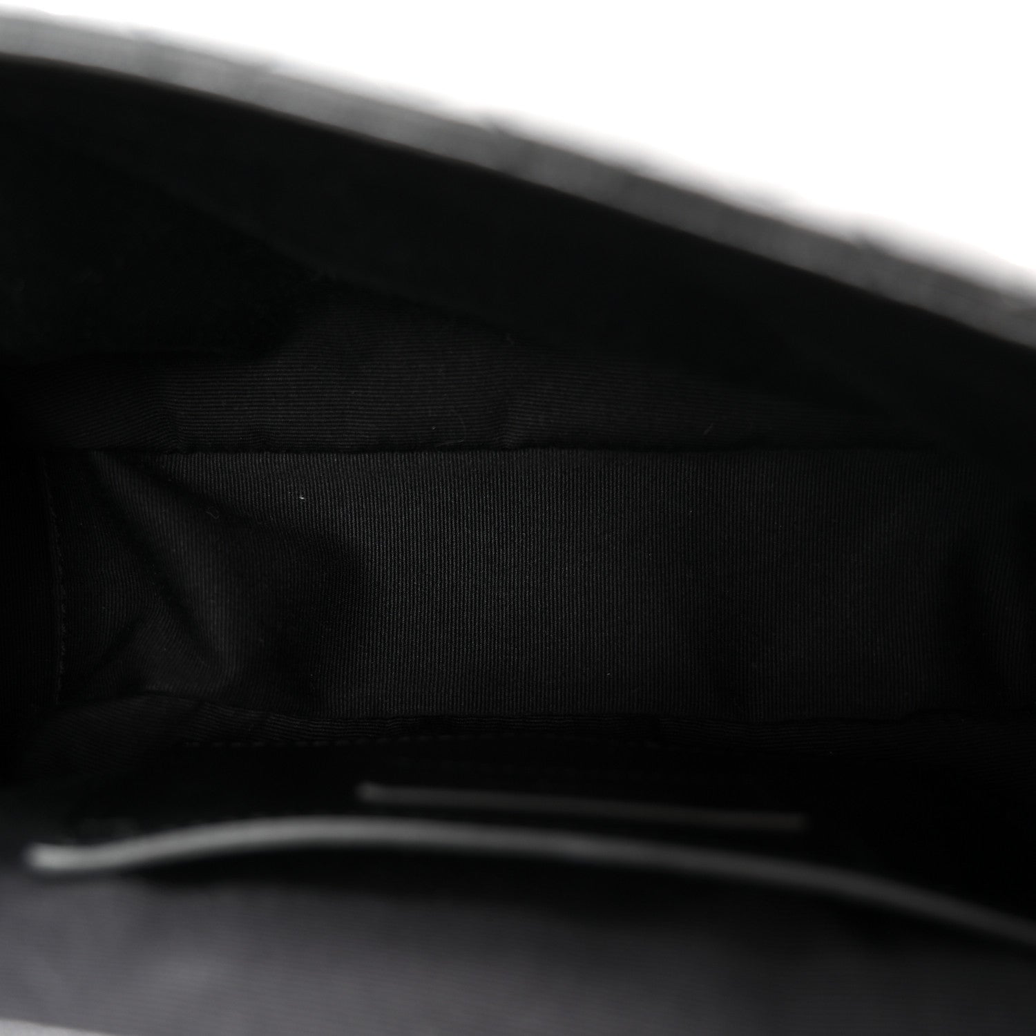 Saint Laurent Sheepskin Mixed Matelasse Triquilt Medium Monogram Monochrome College Bag Black 5 of 11