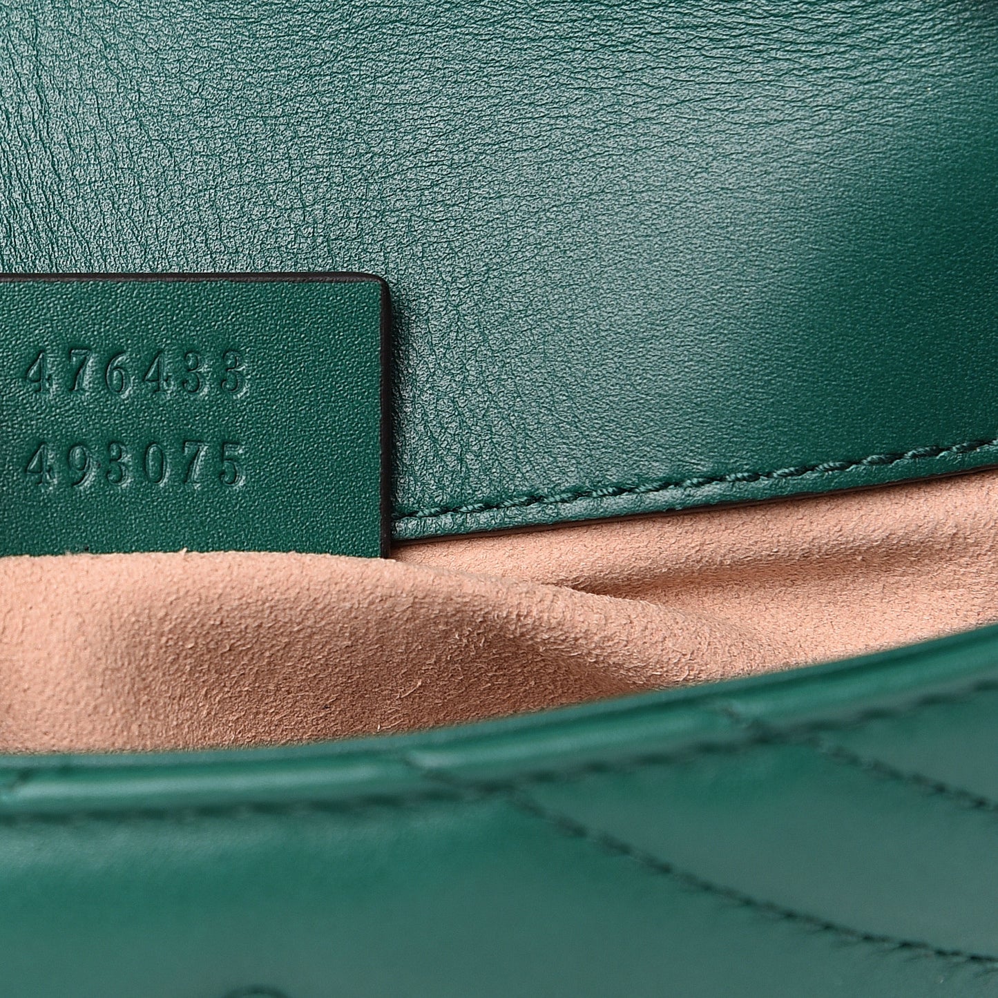 Calfskin Matelasse Super Mini GG Marmont Shoulder Bag Emerald Green