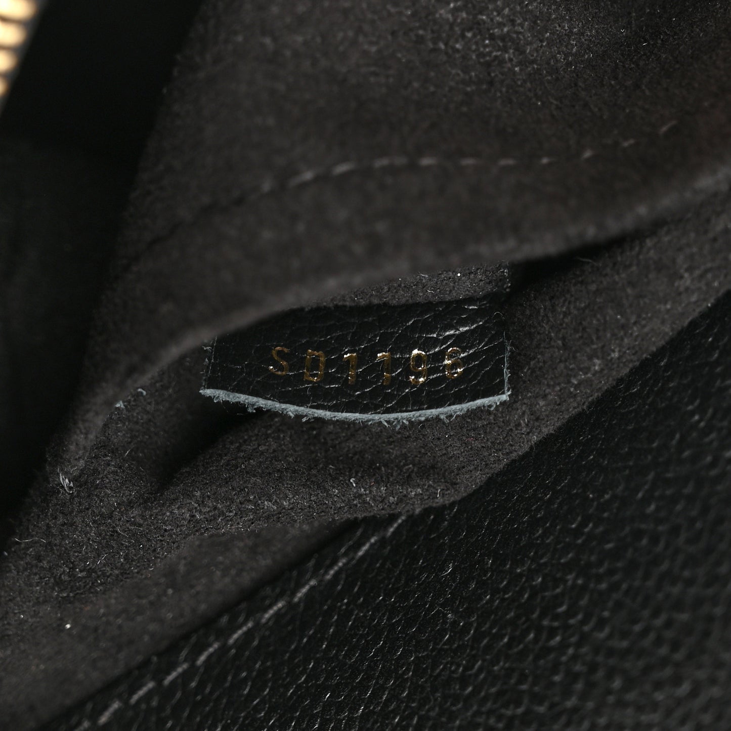 Monogram Venus Black