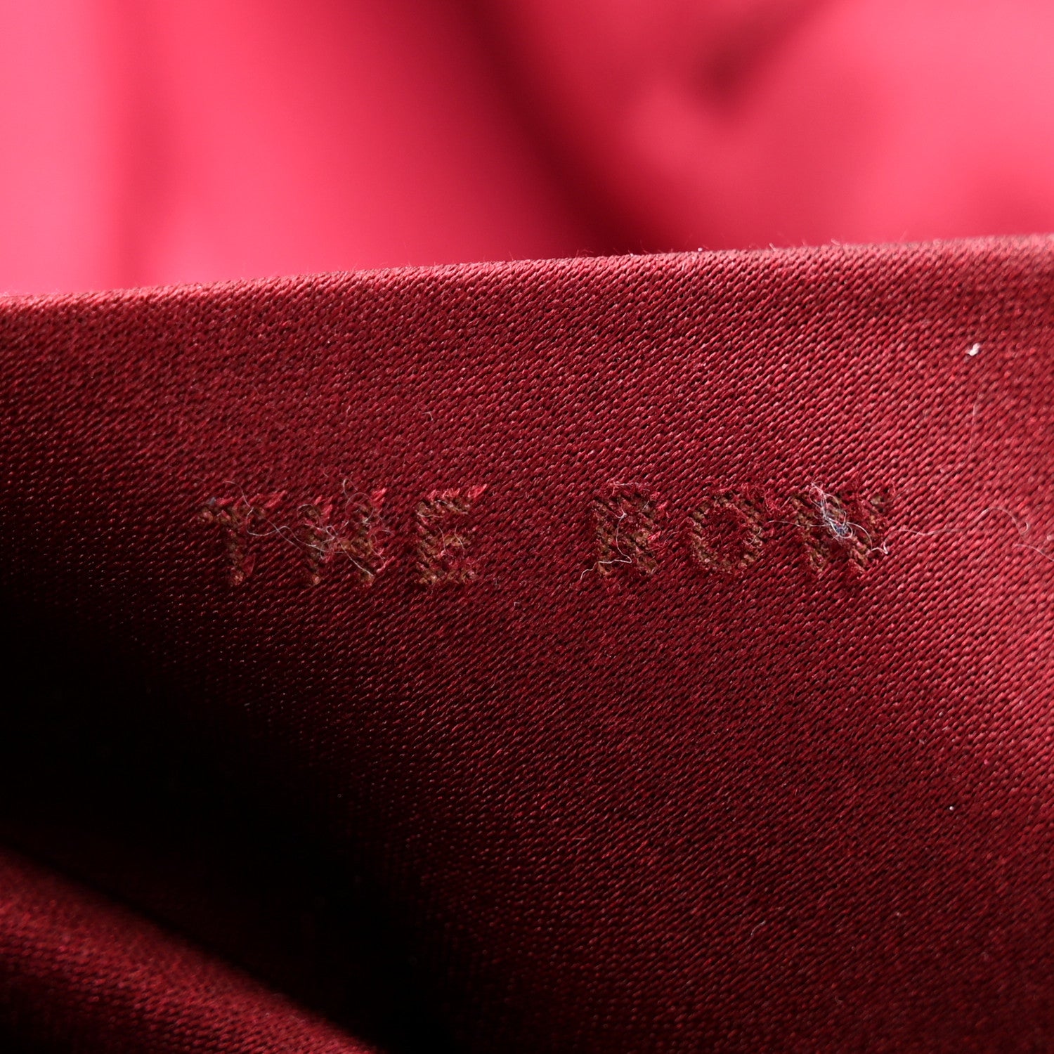 The Row Satin The Ascot Bag Burgundy 7 of 11