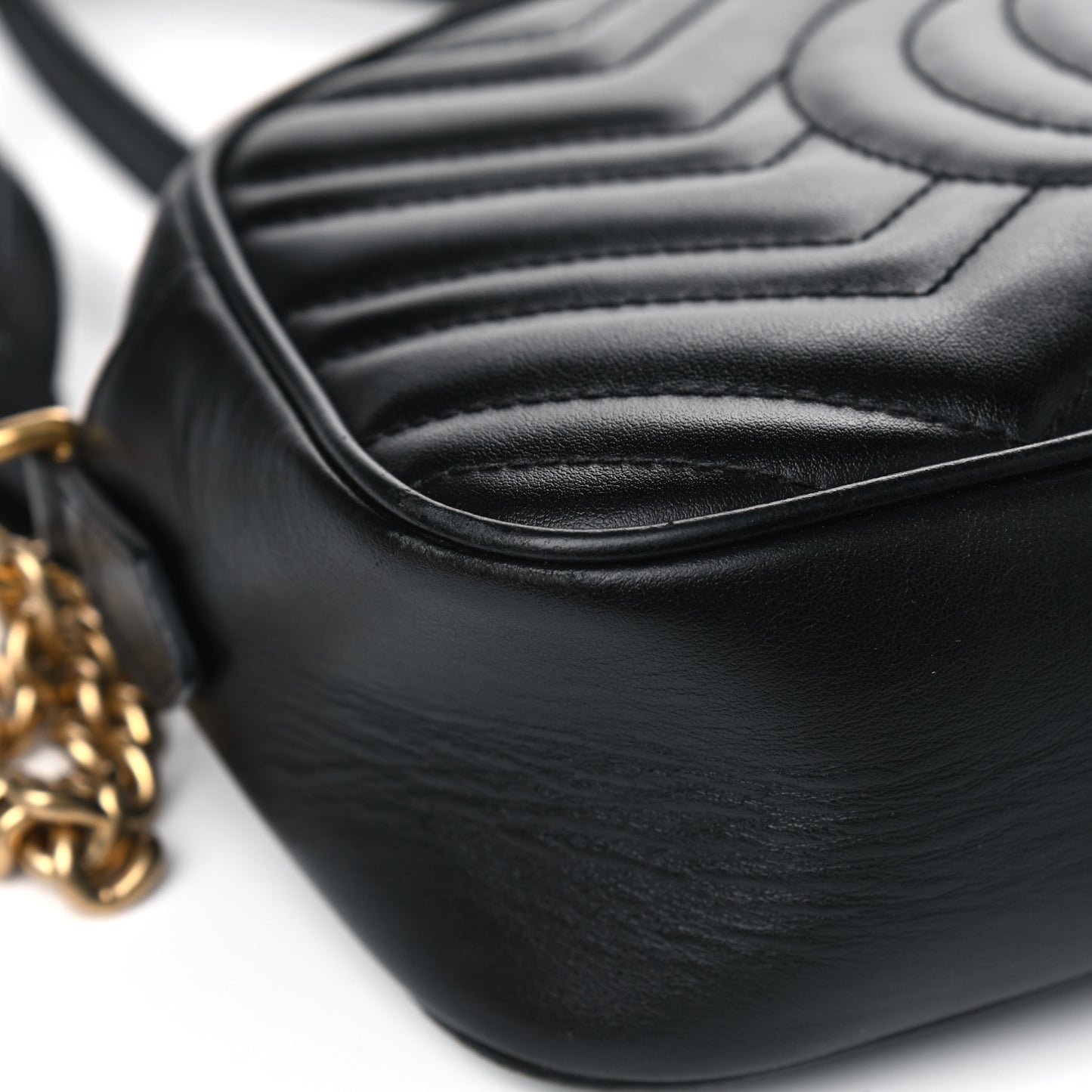 Calfskin Matelasse Small GG Marmont Chain Shoulder Bag Black