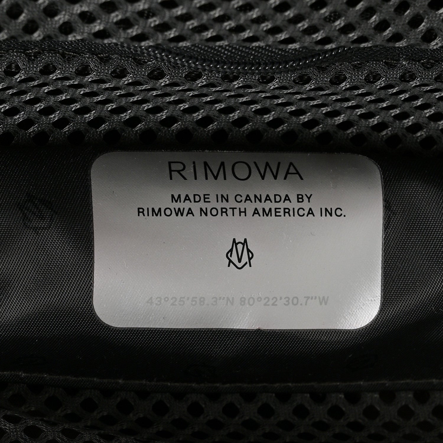 Rimowa Gloss Polycarbonate Essential Lite Cabin Ivory Beige 5 of 8