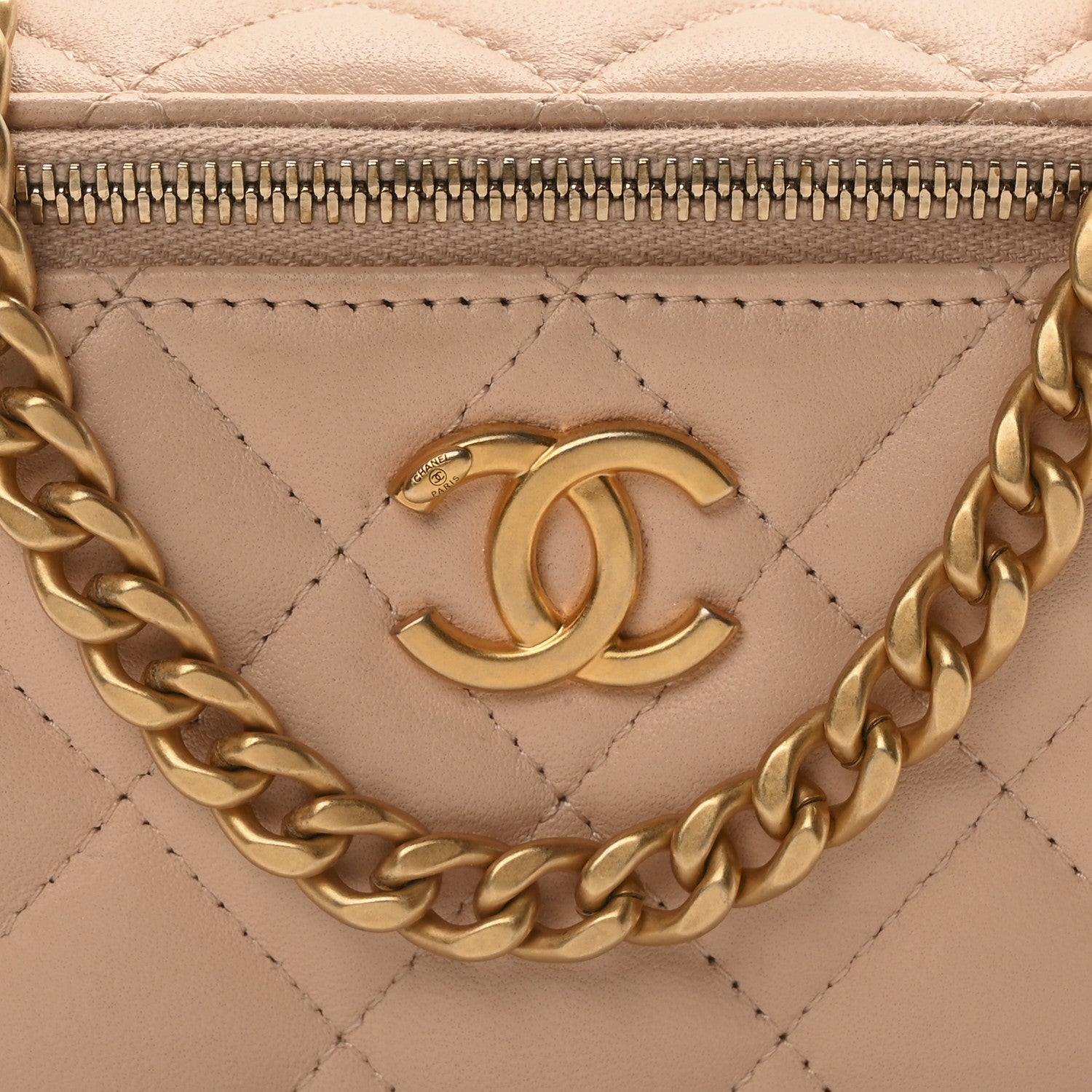 Chanel Lambskin Quilted Sweet Camellia Small Vanity Case With Chain Pink 8 of 10