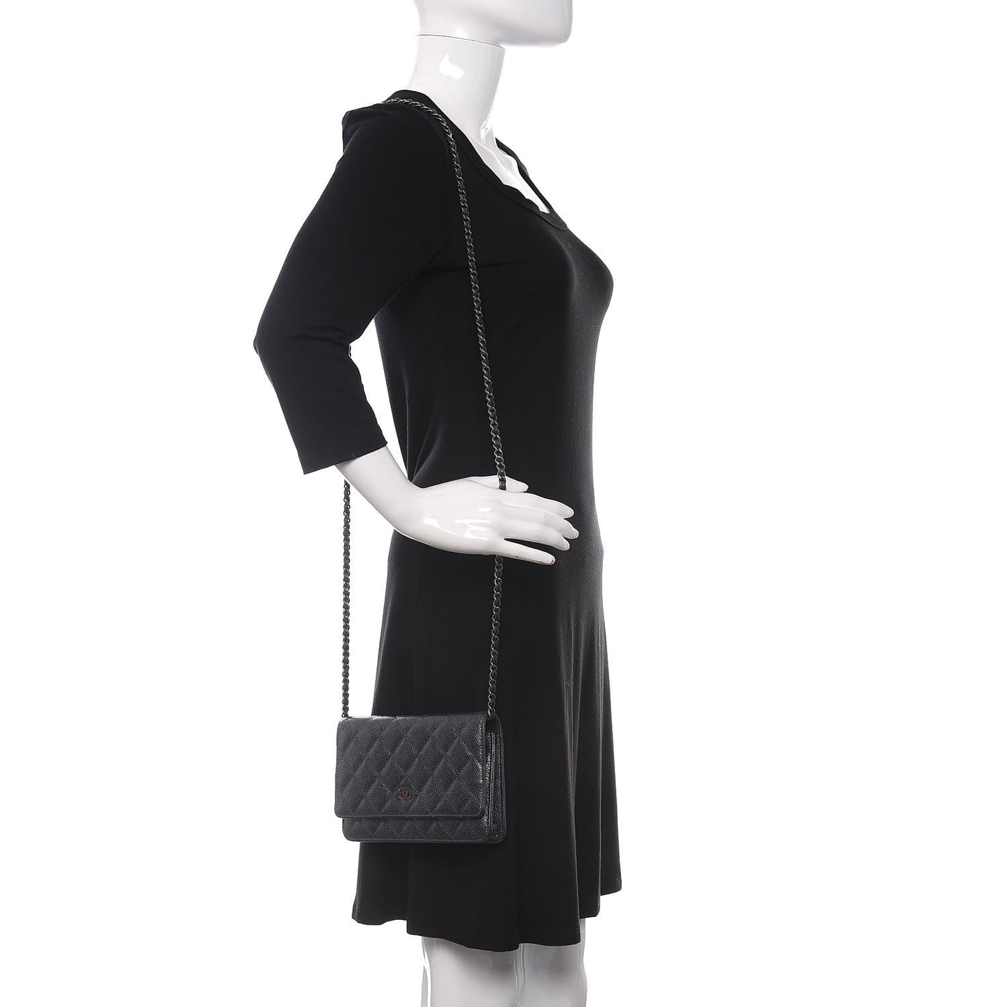 Iridescent Caviar Quilted Wallet On Chain WOC Black