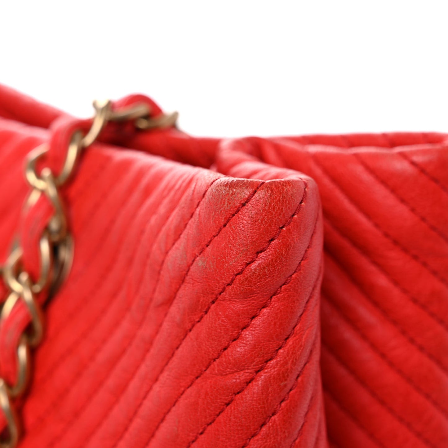 Wrinkled Lambskin Chevron Quilted Large Surpique Tote Red