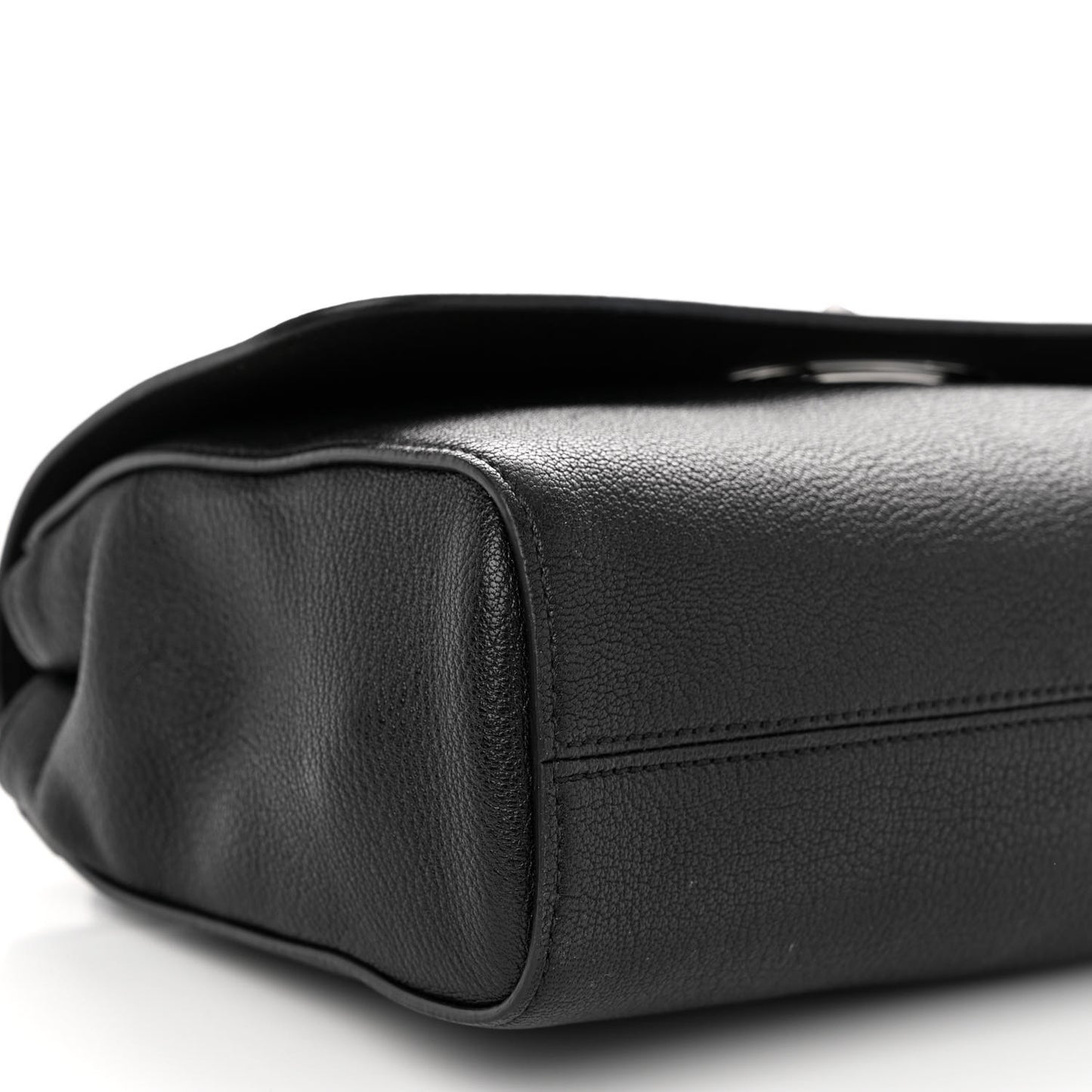 Small Classic Grain Calfskin Medium Lily Flap Black