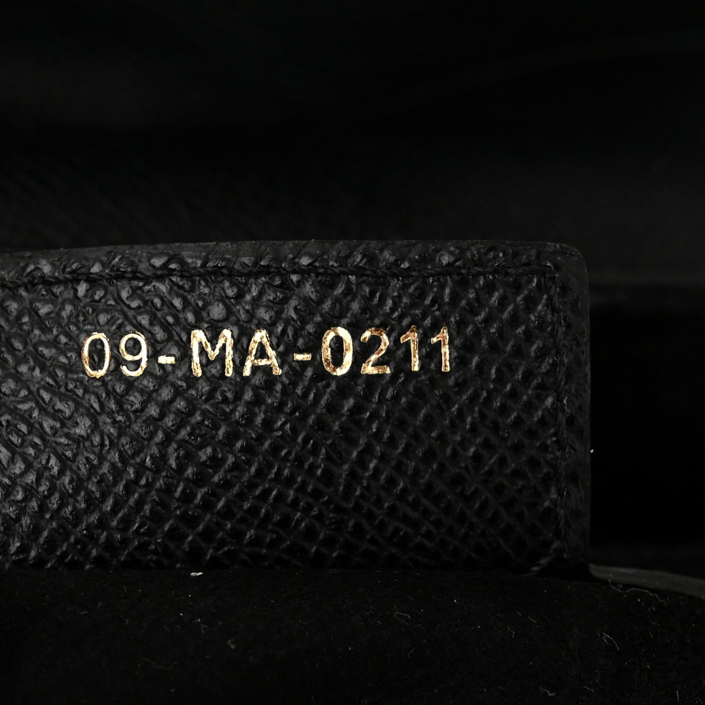 Grained Calfskin Saddle Bag Black