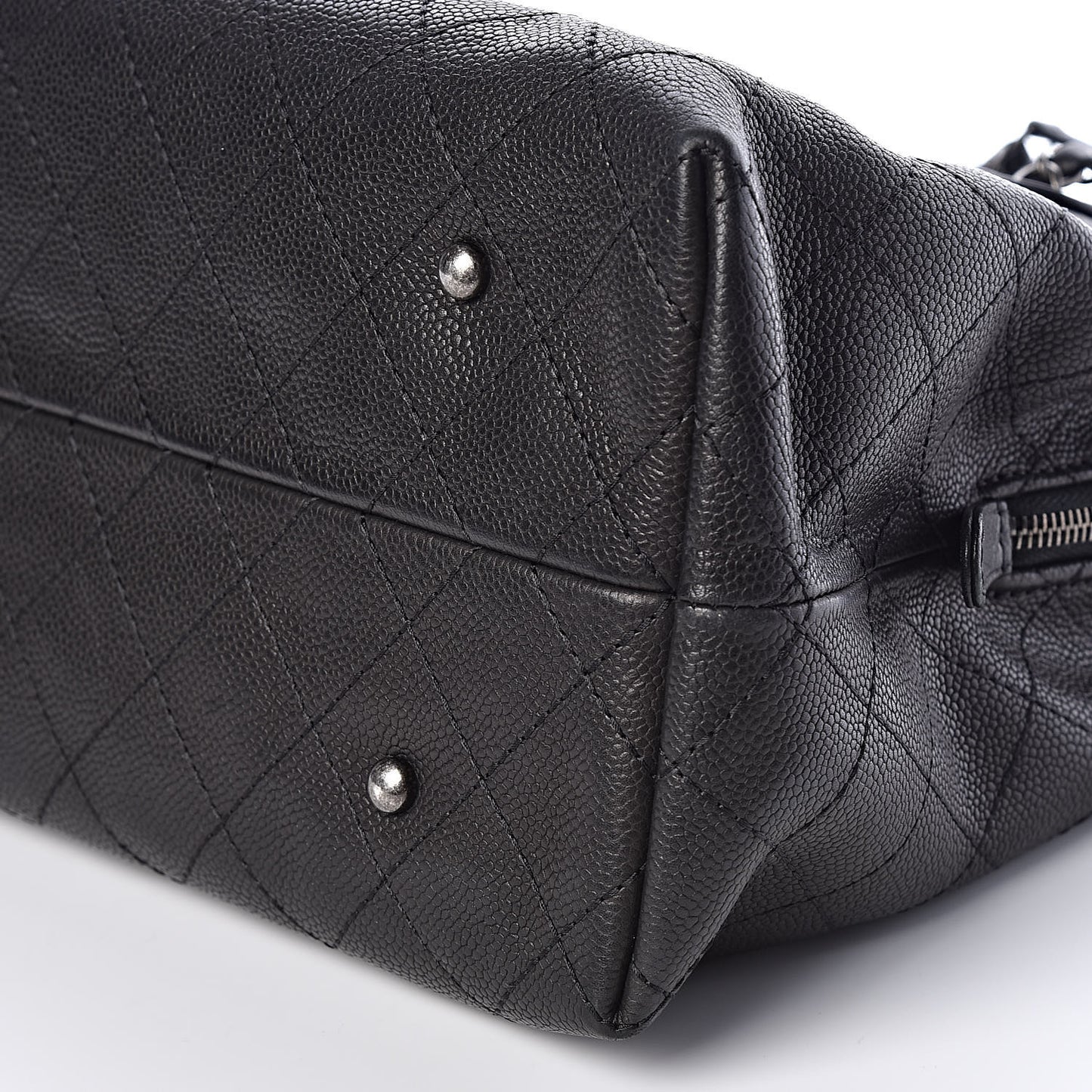Grained Vegetal Calfskin Urban Shopping Tote Black