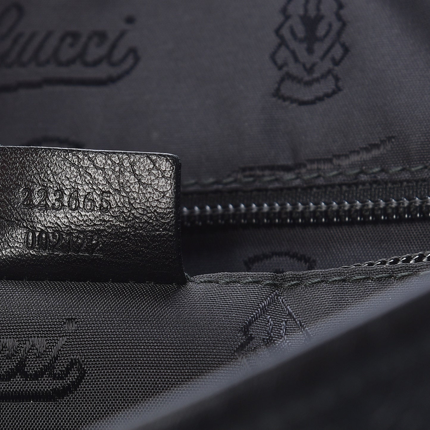 Guccissima Medium Flap Messenger Bag Black