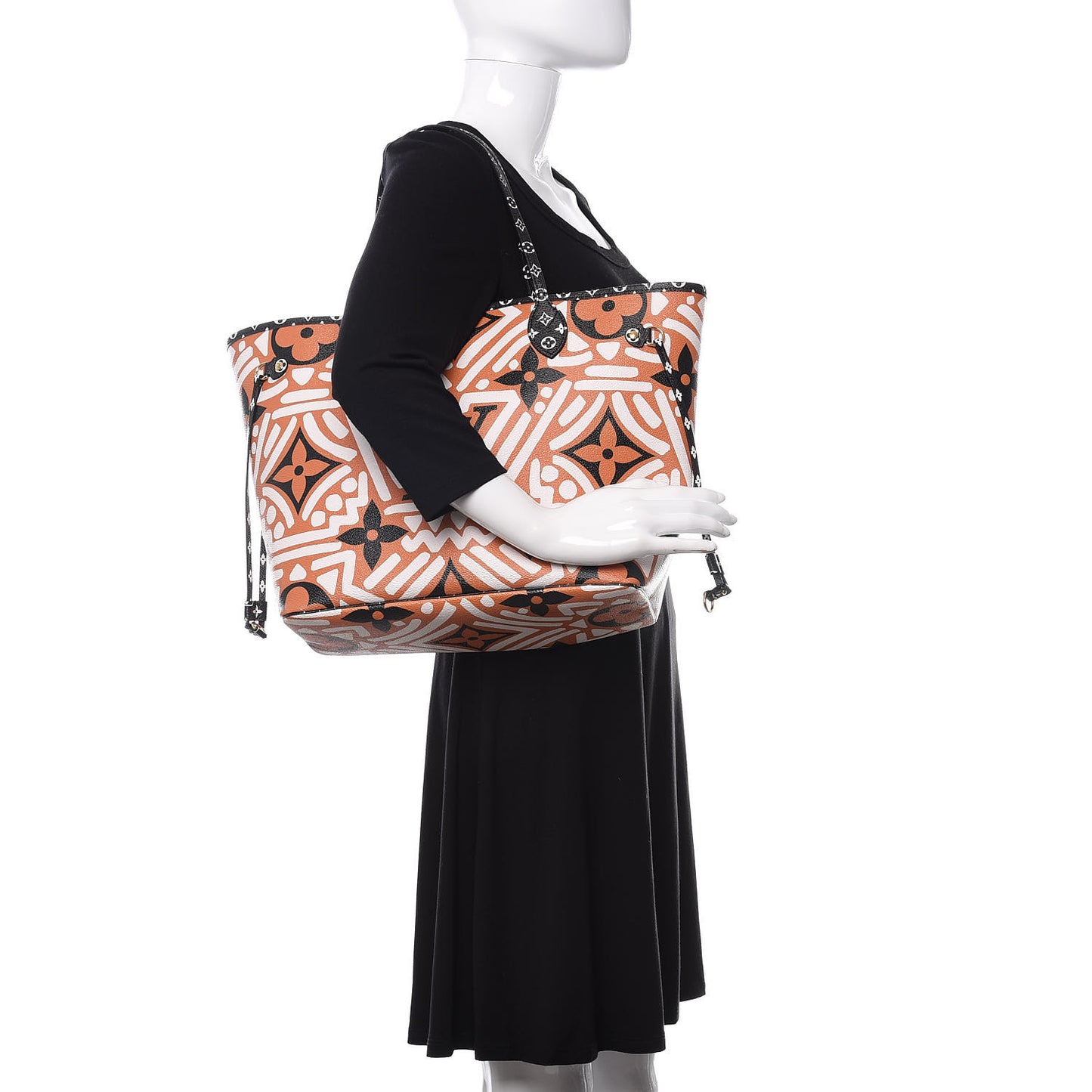 Monogram Giant Crafty Neverfull MM Creme Caramel