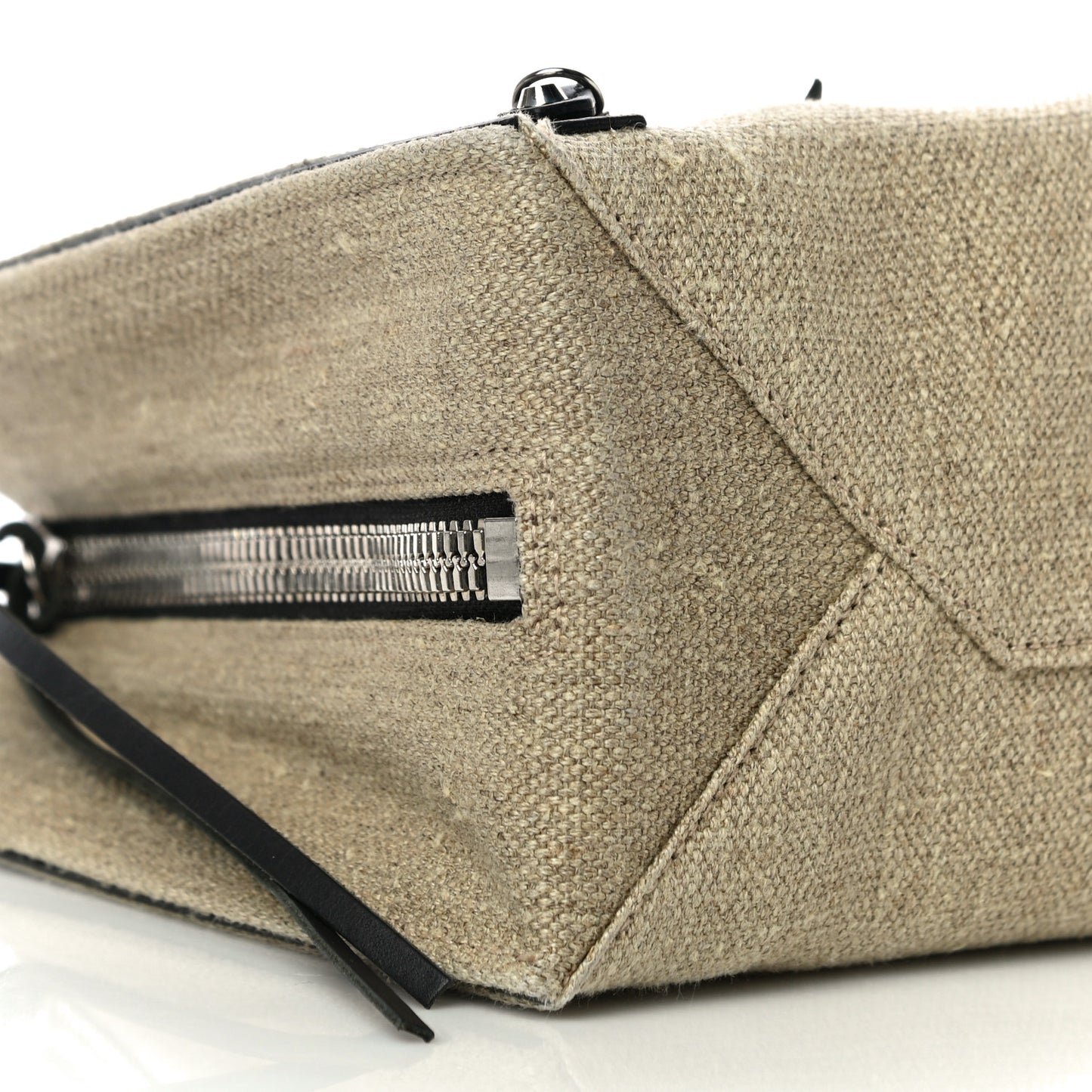 Canvas Papier A6 Zip Around Tote Beige Black