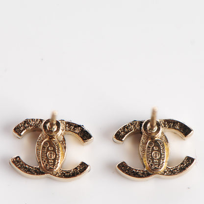 Chanel Graffiti CC Earrings Gold 3 of 5