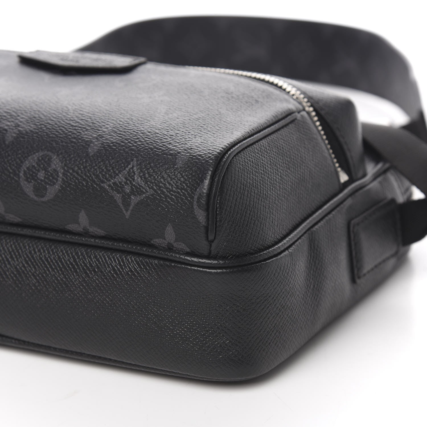 Louis Vuitton Taiga Monogram Eclipse Outdoor Messenger Black 7 of 10