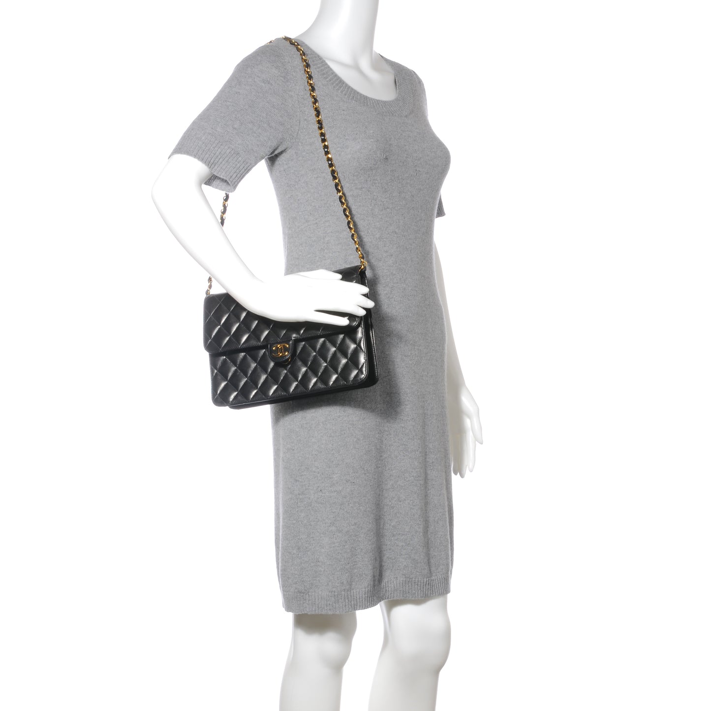 Lambskin Medium Single Flap Black