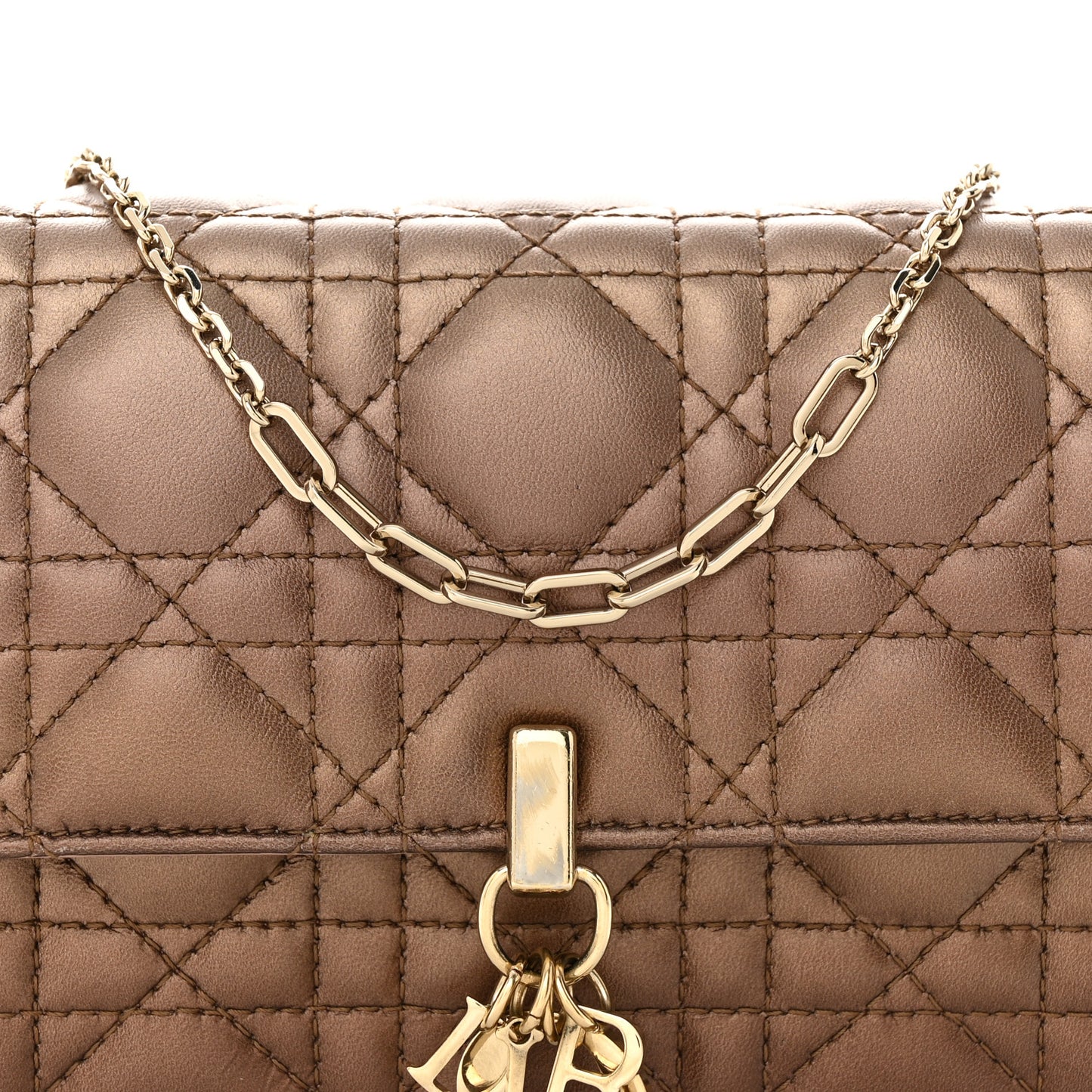 Iridescent Lambskin Gradient Chain Lady Dior Chain Pouch Metallic Pink