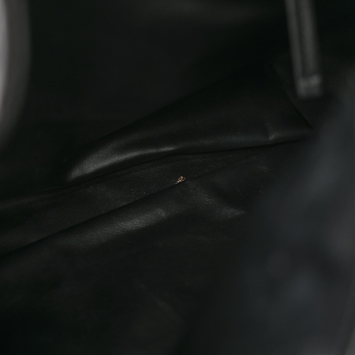 Calfskin Intrecciato Small Hop Black