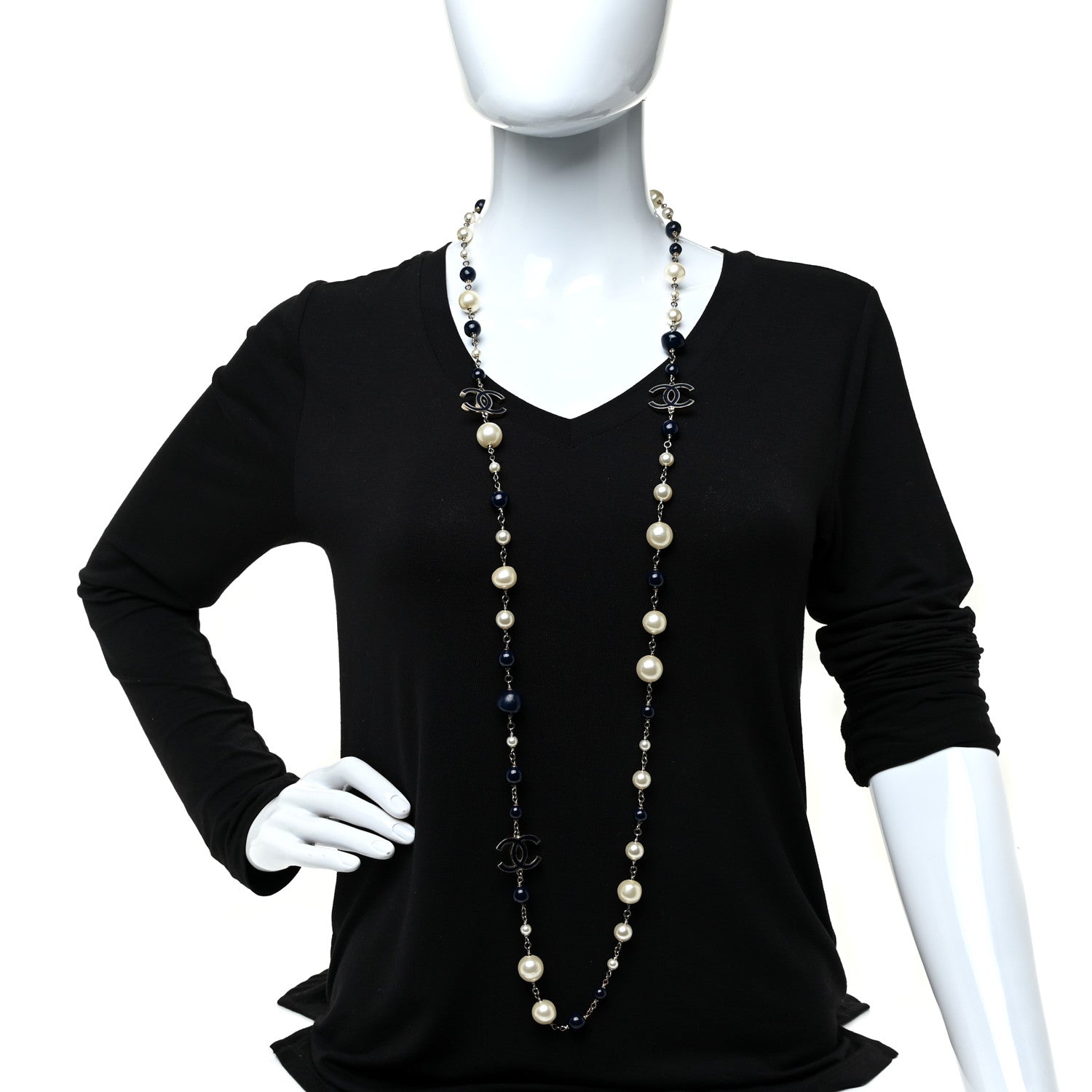 Chanel Pearl Beaded CC Long Necklace Navy 2 of 6