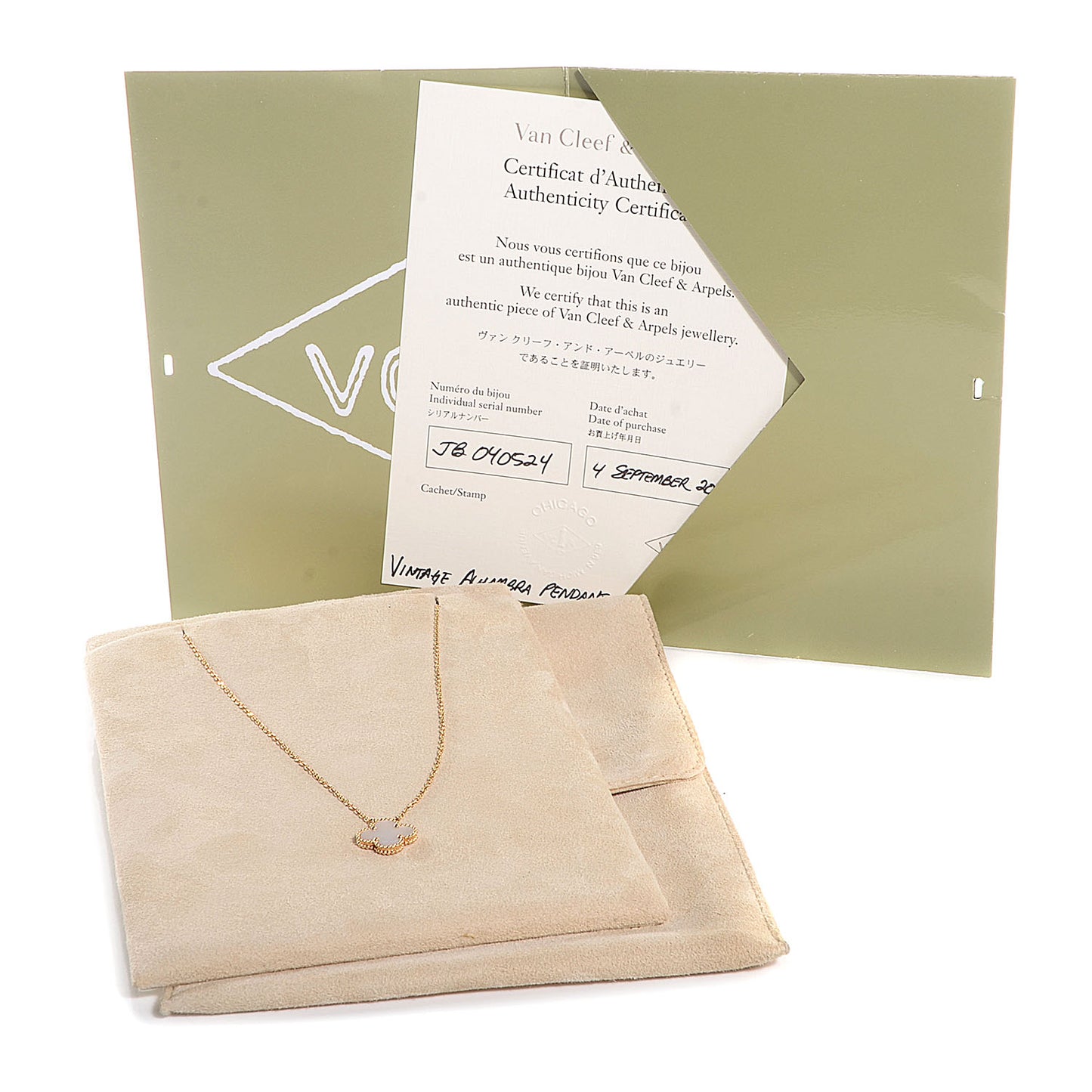 18K Yellow Gold Mother of Pearl Vintage Alhambra Pendant Necklace