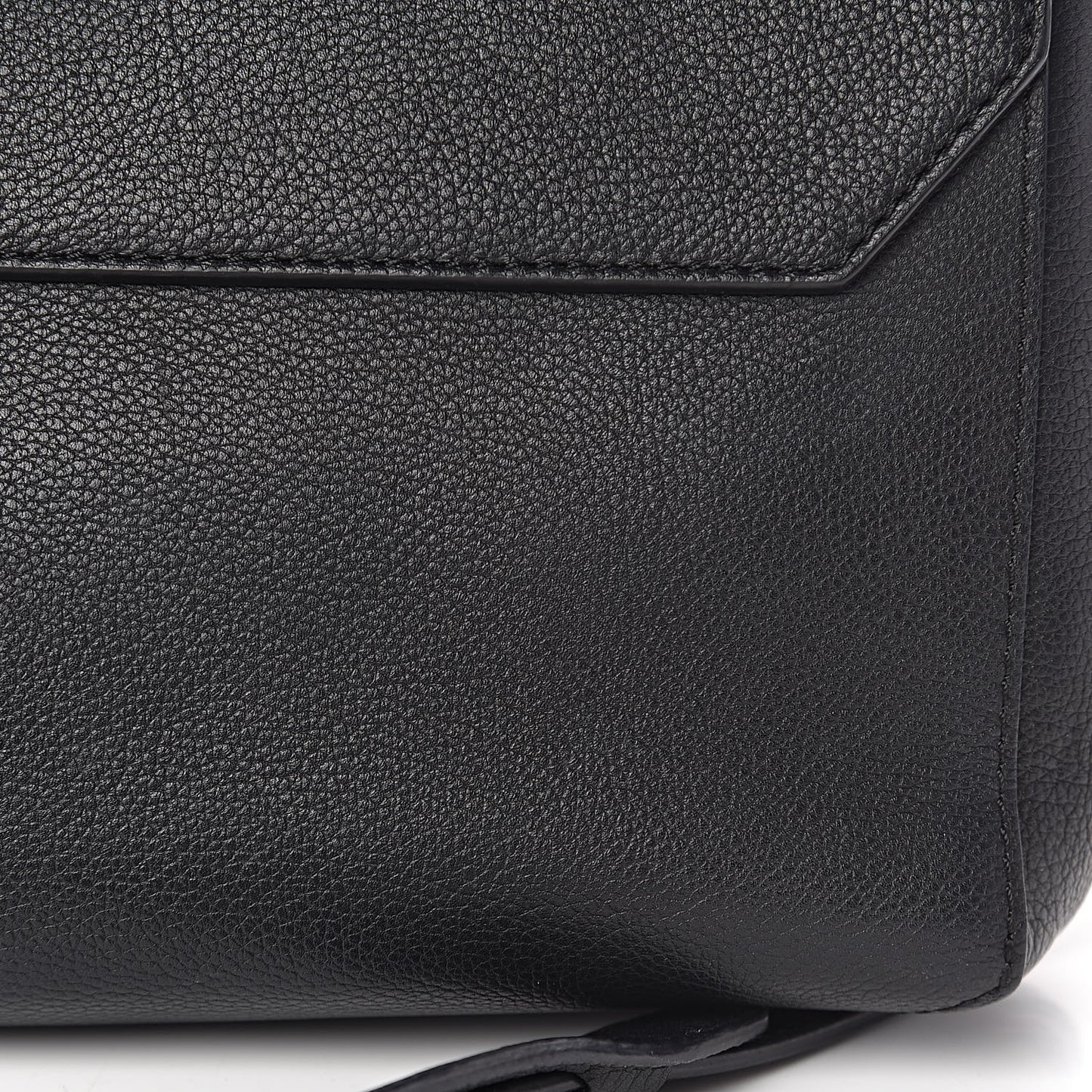 Calfskin Lockme II Chain Bag BB Black