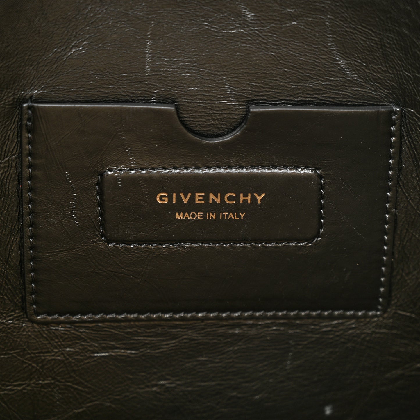 Smooth Calfskin Medium Studded Soft Antigona Black