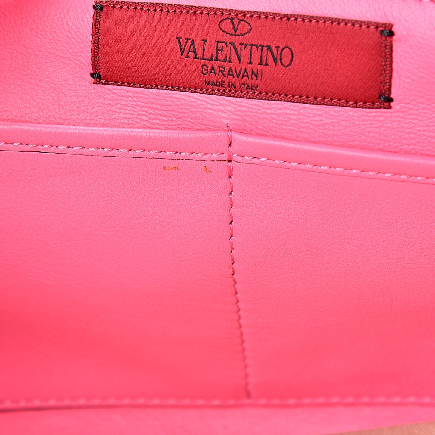 Vitello Medium Rockstud Tote Fuxia Fluo