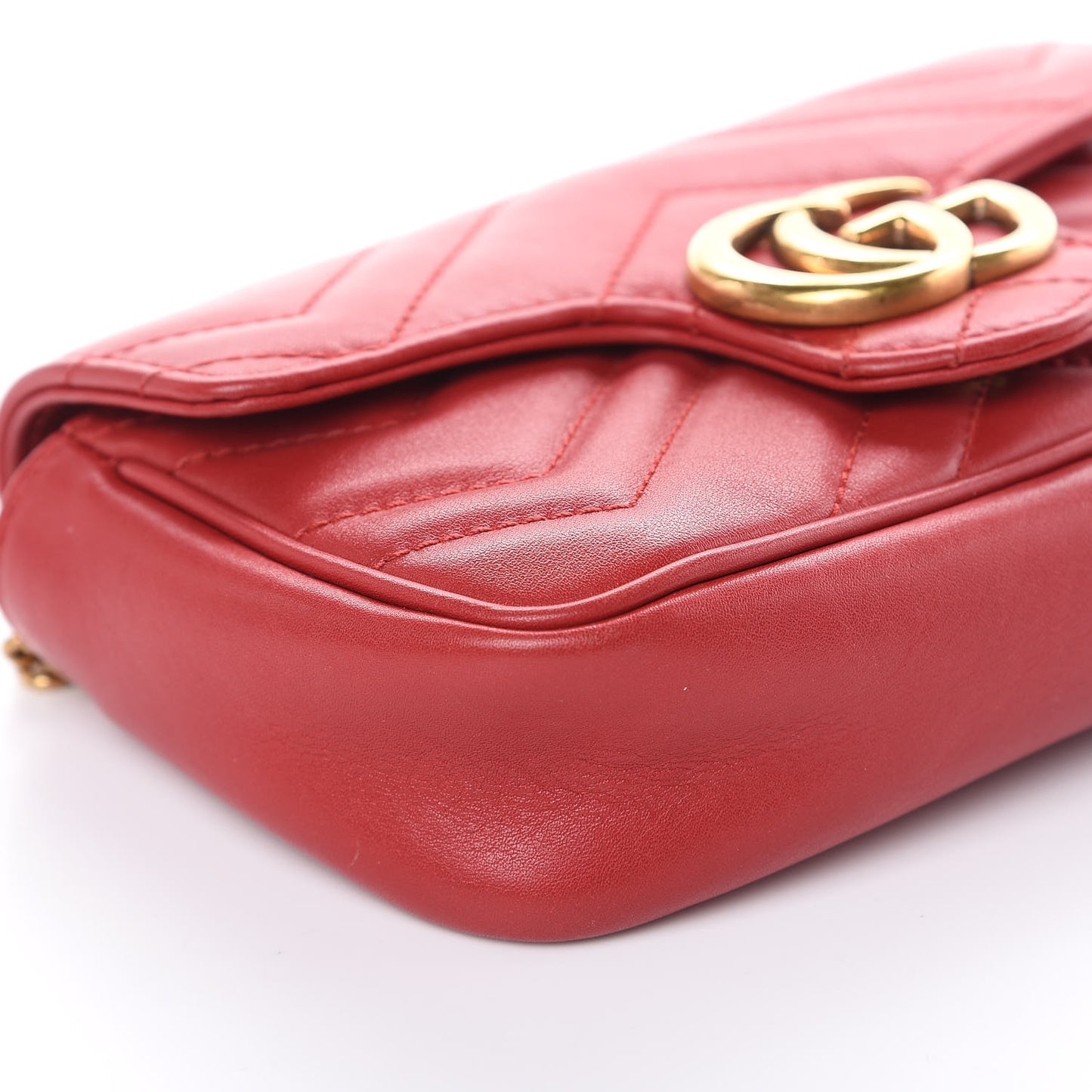 Calfskin Matelasse Super Mini GG Marmont Shoulder Bag Hibiscus Red