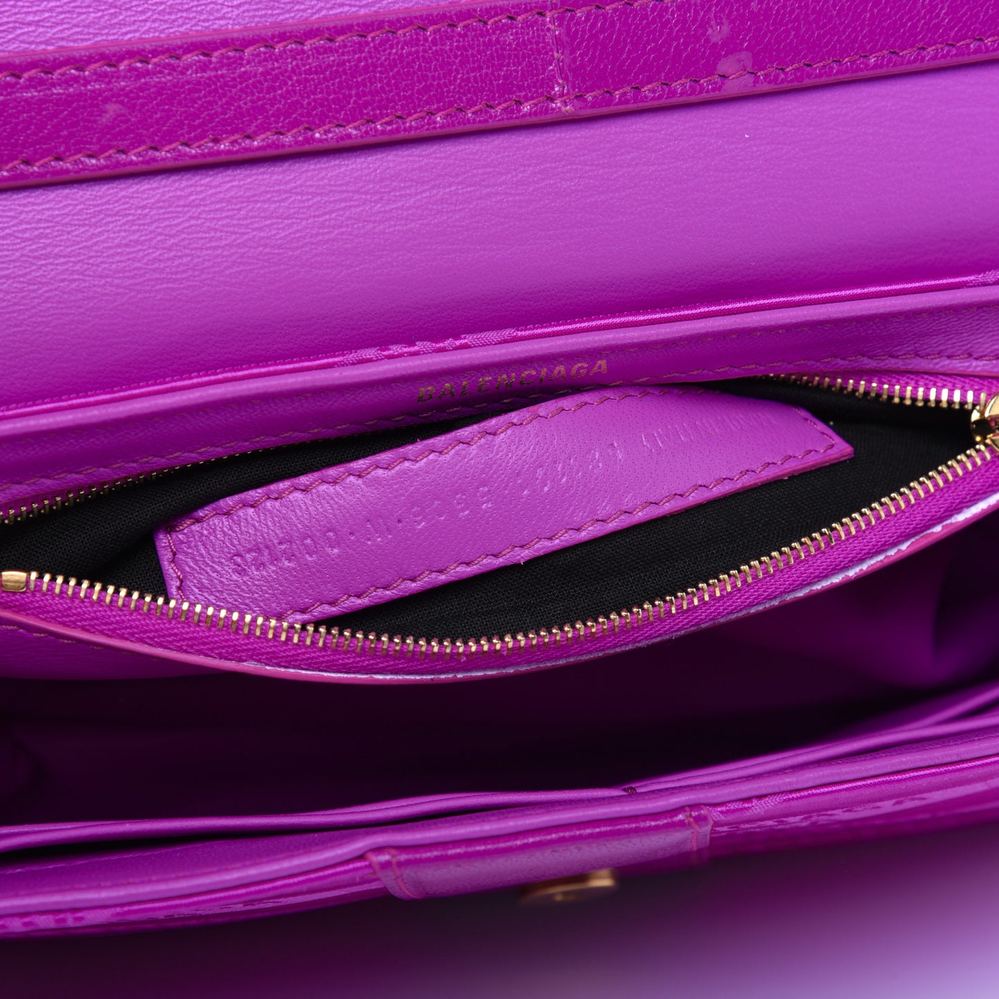 Jacquard Nylon Calfskin Shift Wallet On Strap Pink