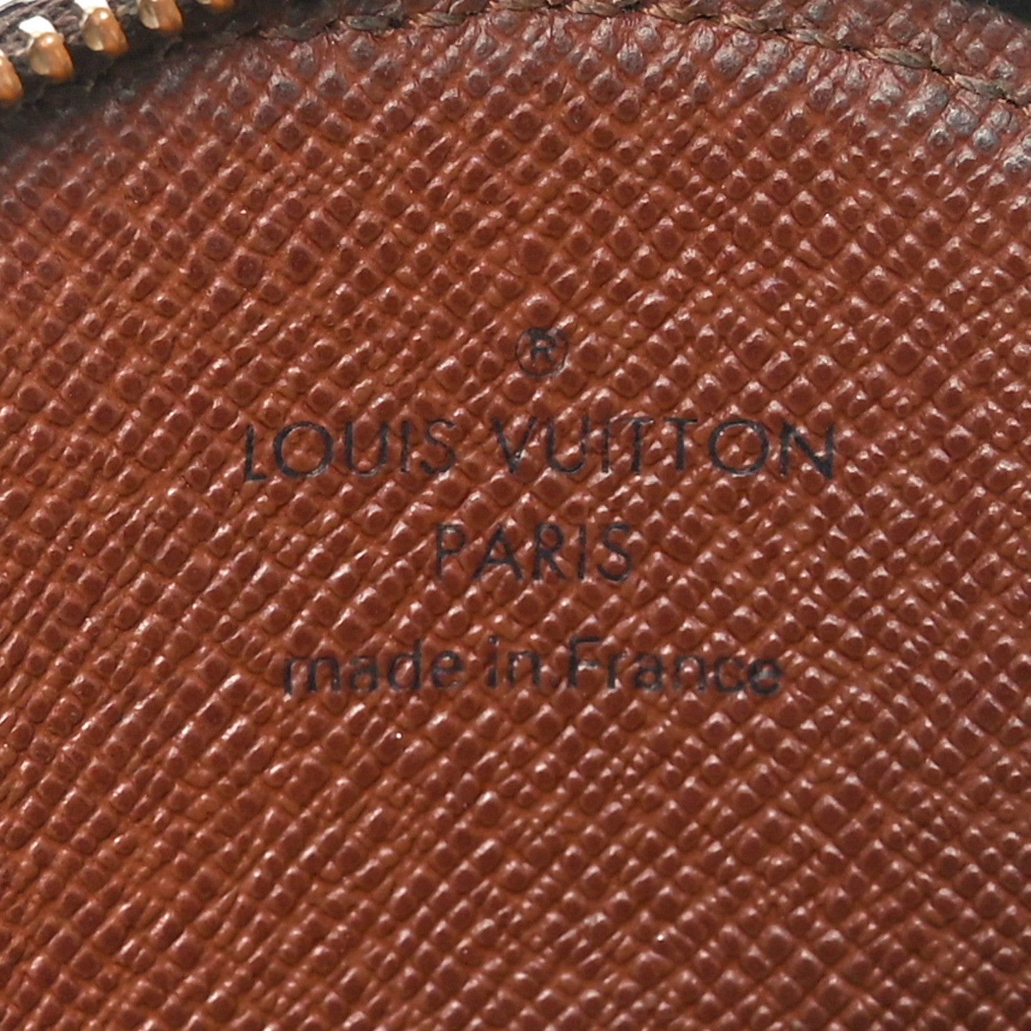 Louis Vuitton Monogram Round Coin Purse 6 of 6