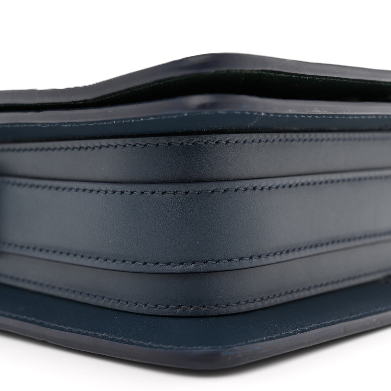 Burberry Smooth Calfskin Snip Bag Lake 8 of 11