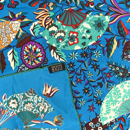 Hermes Silk Fleurs et Papillons de Tissus Shawl 90 Canard Vert Rouge 3 of 3