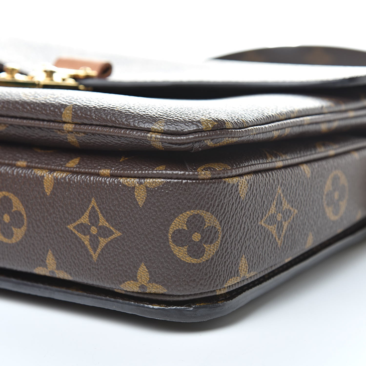 Louis Vuitton Monogram Pochette Metis 10 of 13