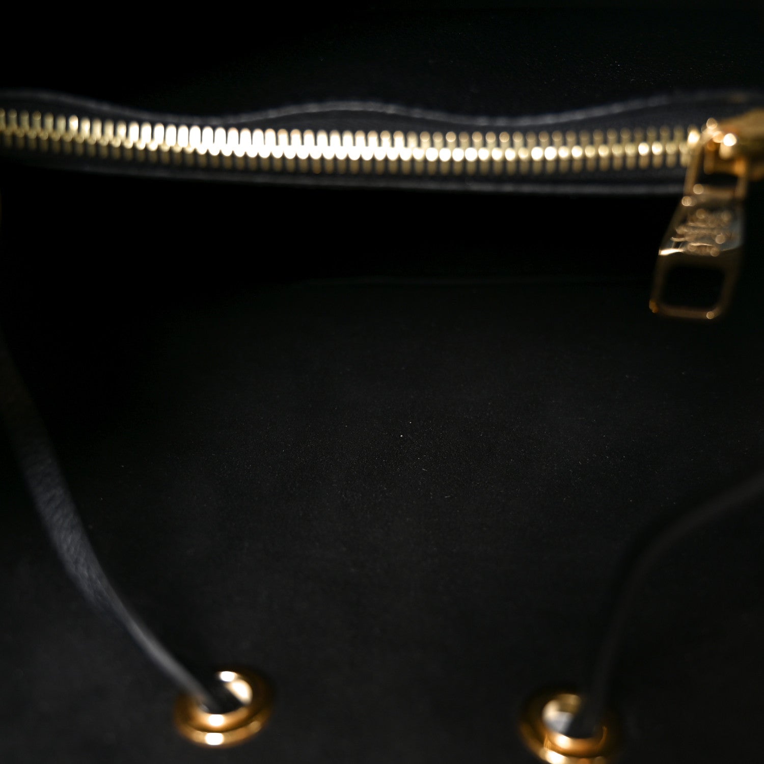 Louis Vuitton Empreinte Neonoe MM Black 5 of 9