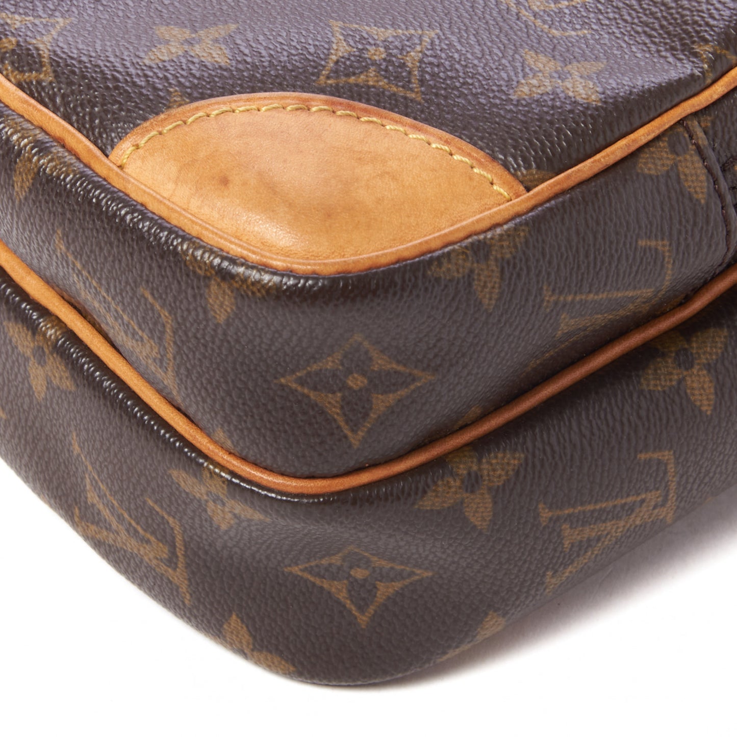 Monogram Amazone