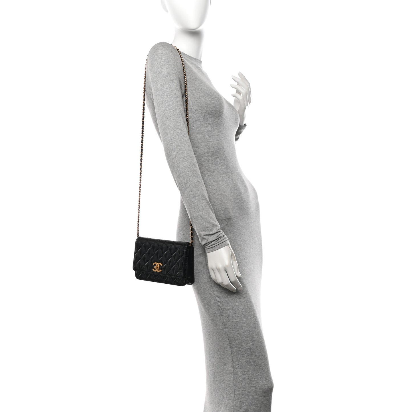 Shiny Calfskin Quilted Wallet On Chain WOC Black