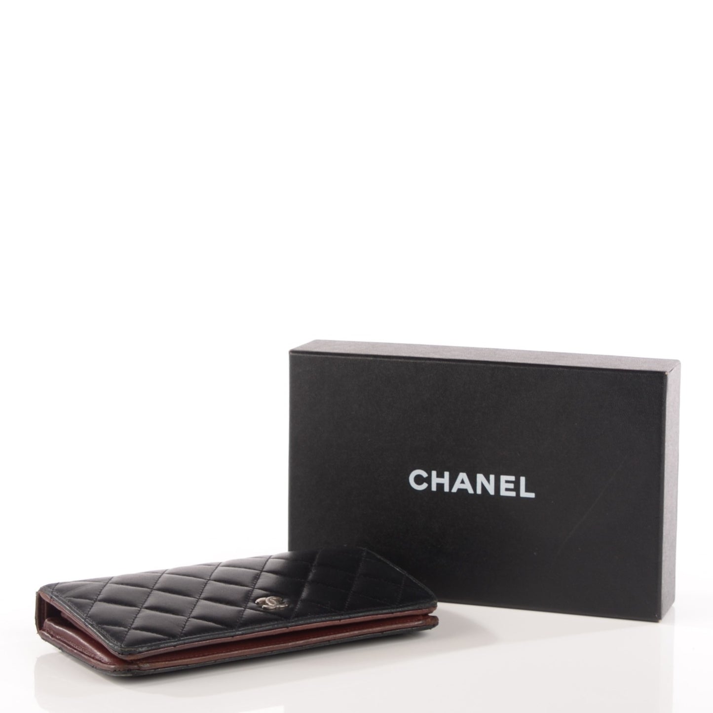 Lambskin Quilted Yen Wallet Black