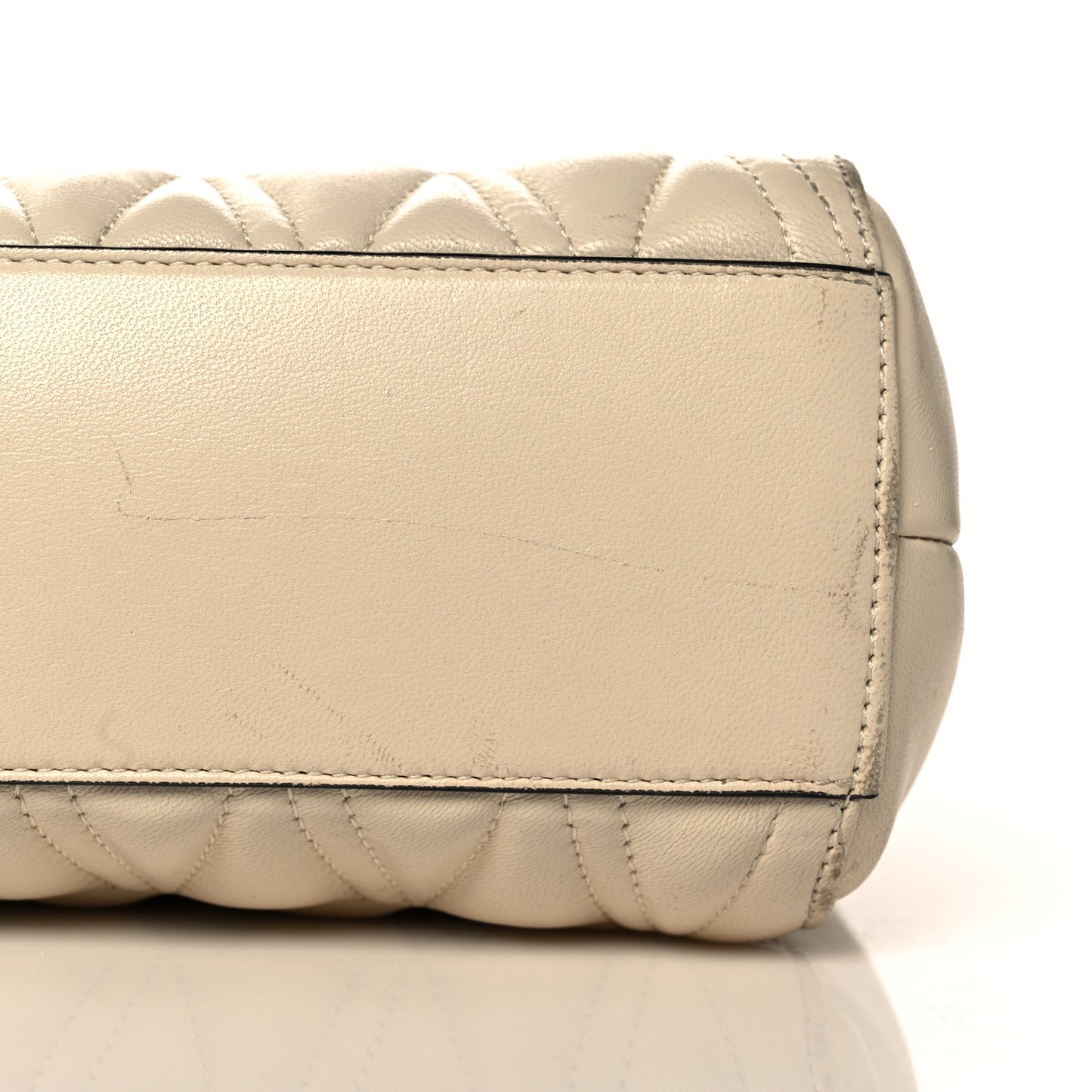 Nappa Barocco Quilted Virtus Chain Shoulder Bag Ecru